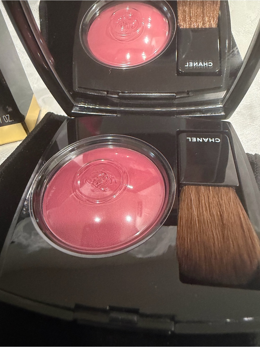 CHANEL Joues Contraste Powder Blush - Rose Ruban Pink #602 New - Picture 3 of 8